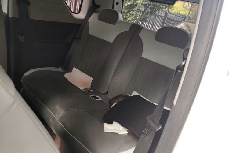 Used Geely Galaxy Panda 2023 Panda Mini 200km Endurance Bear Left Rear Seat
