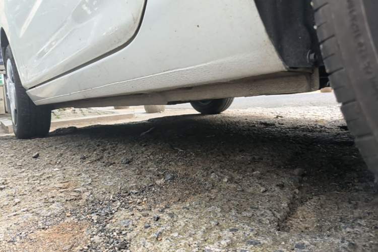Used Geely Galaxy Panda 2023 Panda Mini 200km Endurance Bear Left Side Sill