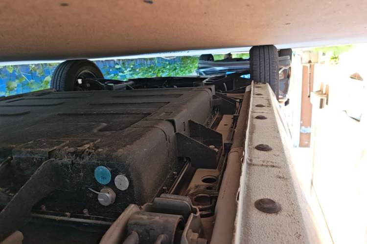 Used Geely Galaxy Panda 2023 Panda Mini 200km Endurance Bear Left Side Sill
