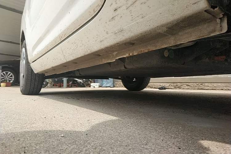 Used Geely Galaxy Panda 2023 Panda Mini 200km Endurance Bear Left Side Sill