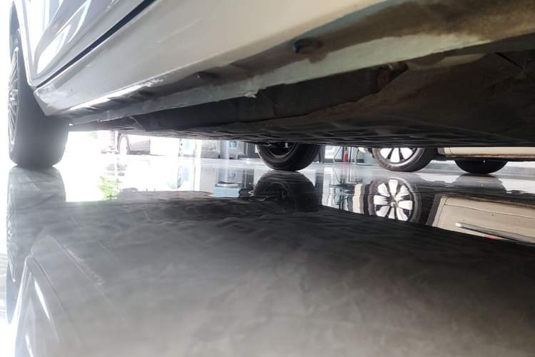 Used Geely Galaxy Panda 2023 Panda Mini 200km Endurance Bear Left Side Sill