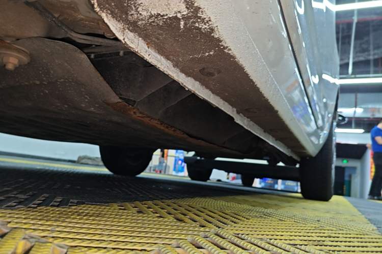 Used Geely Galaxy Panda 2023 Panda Mini 200km Endurance Bear Left Side Sill