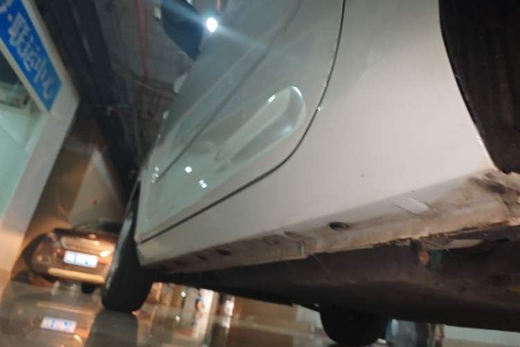Used Geely Galaxy Panda 2023 Panda Mini 200km Endurance Bear Left Side Sill