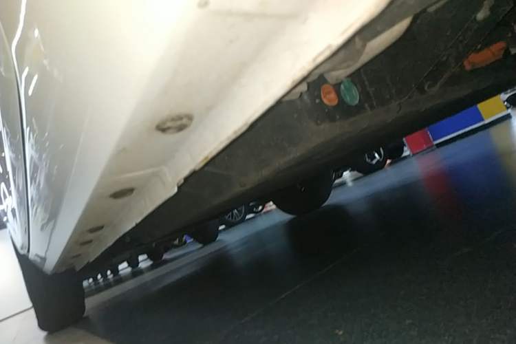Used Geely Galaxy Panda 2023 Panda Mini 200km Endurance Bear Left Side Sill