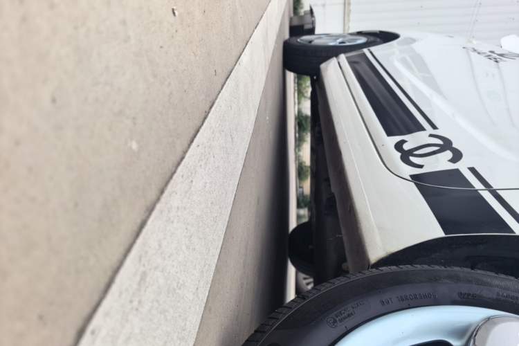 Used Geely Galaxy Panda 2023 Panda Mini 200km Endurance Bear Left Side Sill