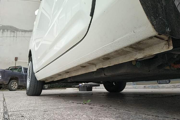 Used Geely Galaxy Panda 2023 Panda Mini 200km Endurance Bear Left Side Sill