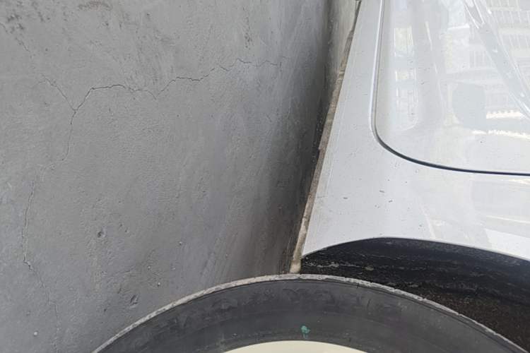 Used Geely Galaxy Panda 2023 Panda Mini 200km Endurance Bear Left Side Sill