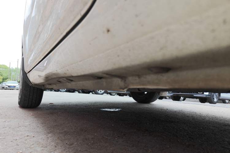 Used Geely Galaxy Panda 2023 Panda Mini 200km Endurance Bear Left Side Sill