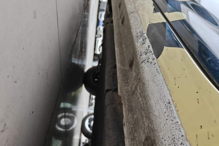 Used Geely Galaxy Panda 2023 Panda Mini 200km Endurance Bear Left Side Sill