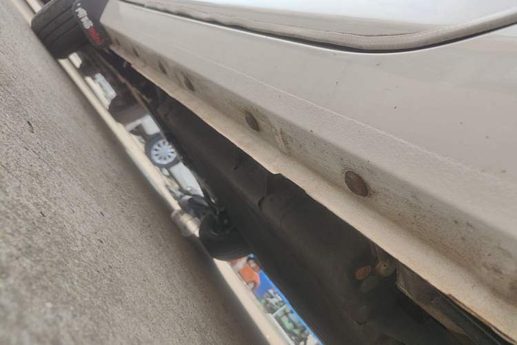 Used Geely Galaxy Panda 2023 Panda Mini 200km Endurance Bear Left Side Sill
