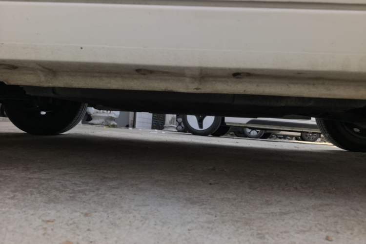 Used Geely Galaxy Panda 2023 Panda Mini 200km Endurance Bear Left Side Sill