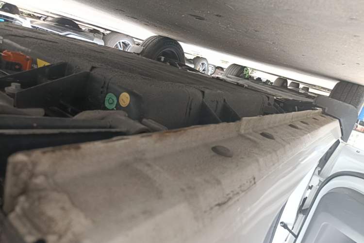 Used Geely Galaxy Panda 2023 Panda Mini New Year Edition Treasure Bear Left Side Sill