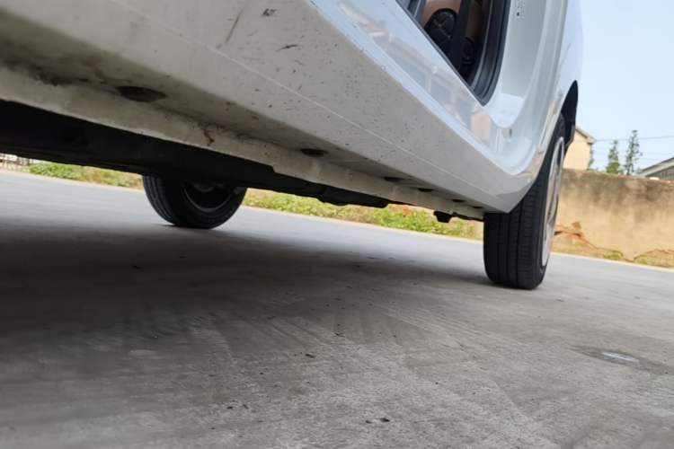 Used Geely Galaxy Panda 2023 Panda Mini 200km Dynamic Bear Left Side Sill