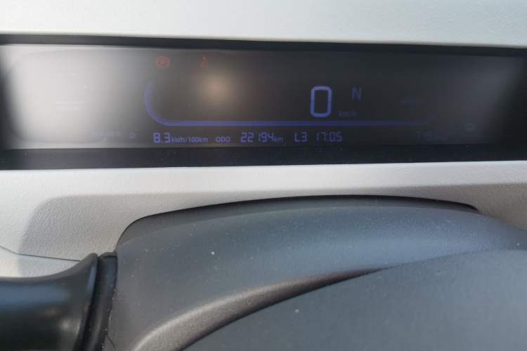 Used Geely Galaxy Panda 2023 Panda Mini 200km Endurance Bear Odometer Close Up