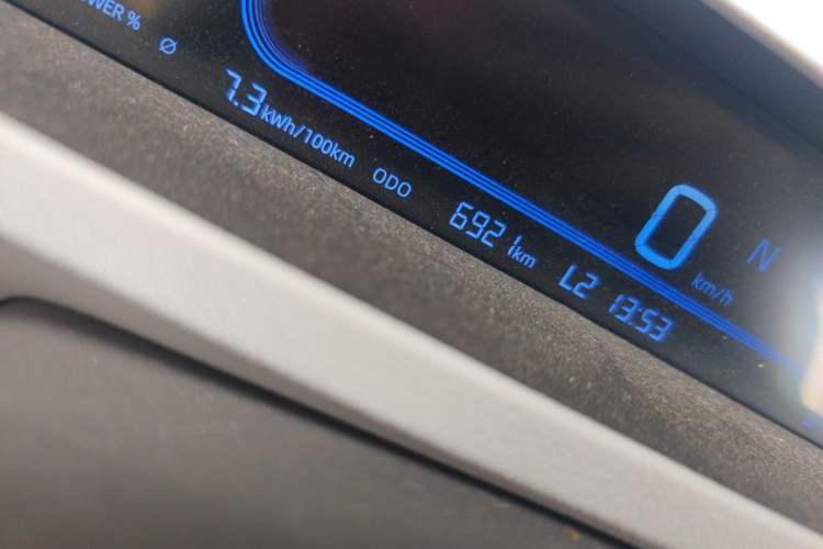 Used Geely Galaxy Panda 2023 Panda Mini 200km Endurance Bear Odometer Close Up