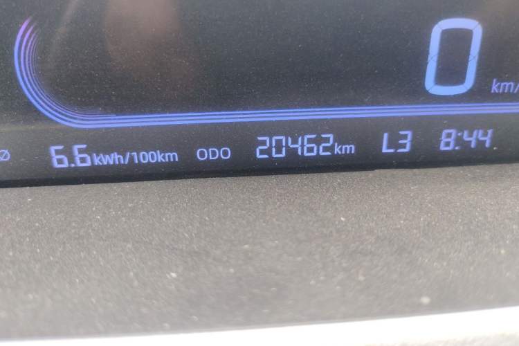 Used Geely Galaxy Panda 2023 Panda Mini 120km Super Cute Bear Odometer Close Up