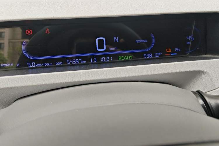 Used Geely Galaxy Panda 2023 Panda Mini 200km Endurance Bear Odometer Close Up