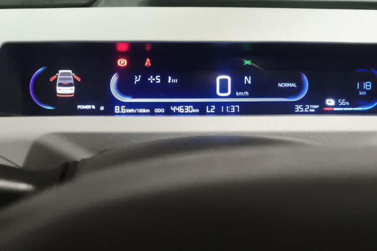 Used Geely Galaxy Panda 2023 Panda Mini 200km Endurance Bear Odometer Close Up