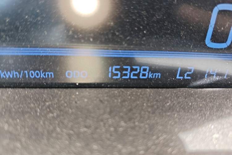 Used Geely Galaxy Panda 2023 Panda Mini 200km Endurance Bear Odometer Close Up