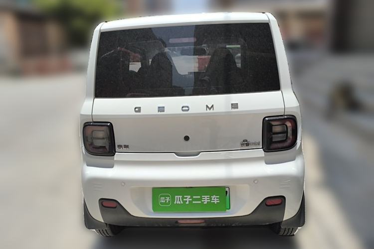 Used Geely Galaxy Panda 2023 Panda Mini 200km Endurance Bear Rear