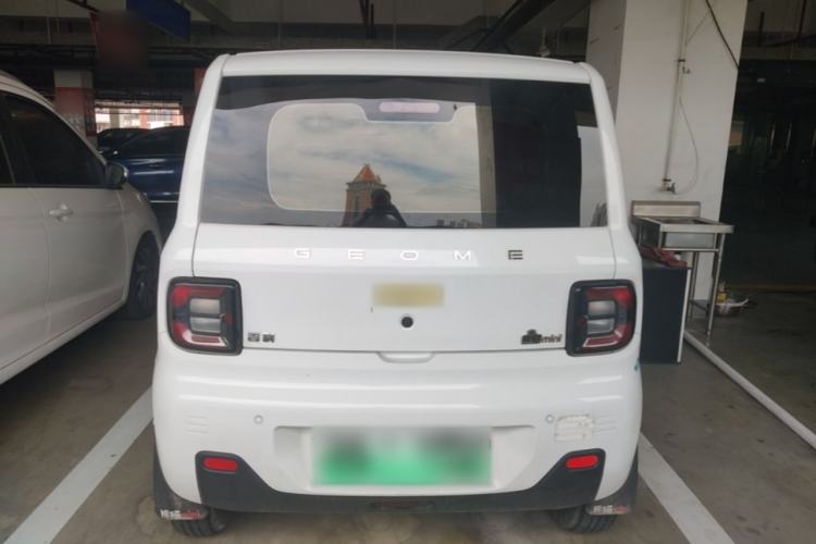 Used Geely Galaxy Panda 2023 Panda Mini 200km Endurance Bear Rear