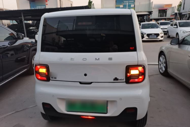 Used Geely Galaxy Panda 2023 Panda Mini 120km Cute Bear Rear
