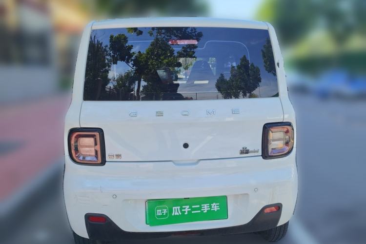 Used Geely Galaxy Panda 2023 Panda Mini 200km Endurance Bear Rear