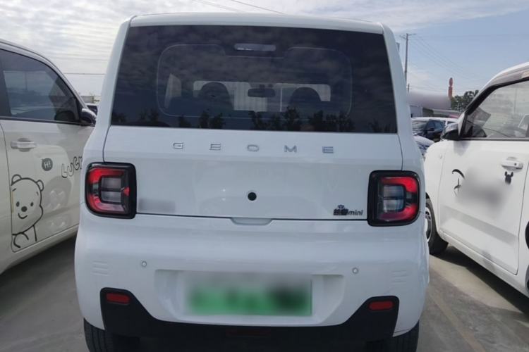 Used Geely Galaxy Panda 2023 Panda Mini 200km Endurance Bear Rear