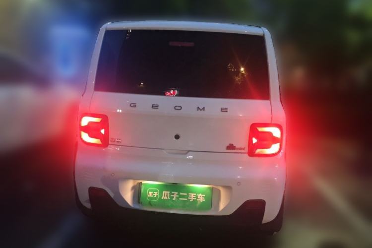 Used Geely Galaxy Panda 2023 Panda Mini 200km Endurance Bear Rear