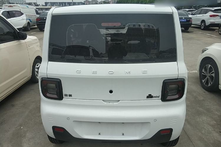 Used Geely Galaxy Panda 2023 Panda Mini 200km Dynamic Bear Rear