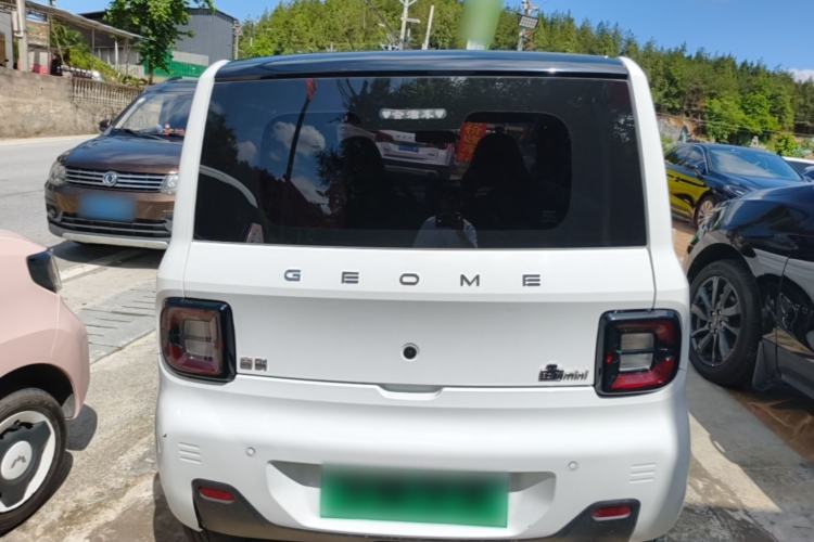 Used Geely Galaxy Panda 2023 Panda Mini 200km Endurance Bear Rear