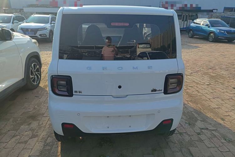 Used Geely Galaxy Panda 2023 Panda Mini 120km Super Cute Bear Rear