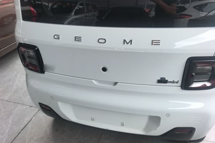 Used Geely Galaxy Panda 2023 Panda Mini 200km Endurance Bear Rear