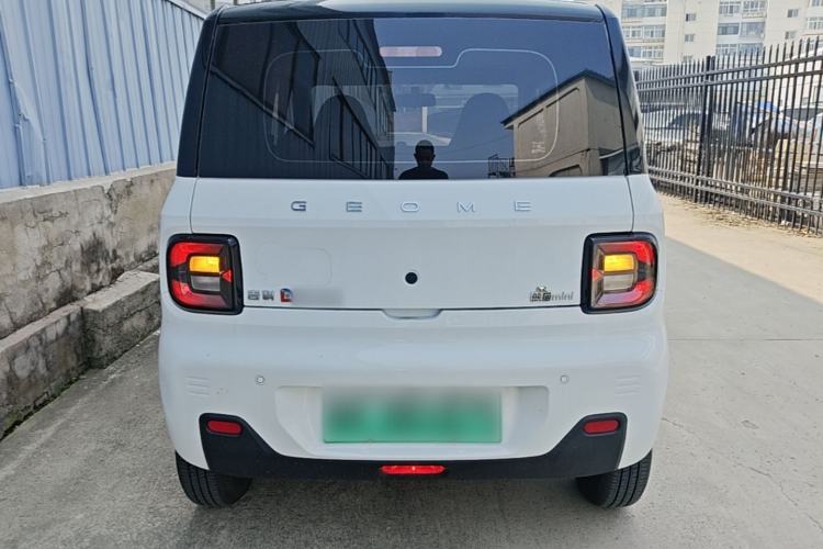 Used Geely Galaxy Panda 2023 Panda Mini 200km Endurance Bear Rear