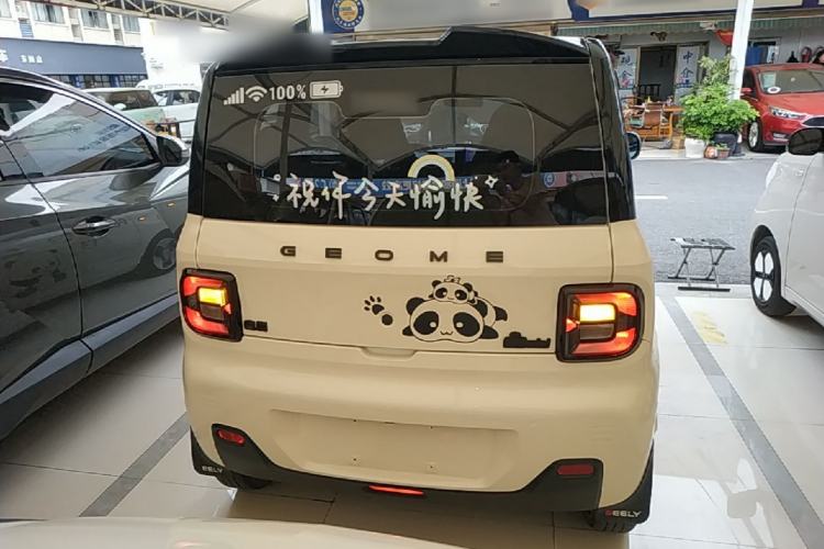 Used Geely Galaxy Panda 2023 Panda Mini 200km Dynamic Bear Rear