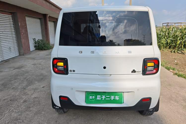 Used Geely Galaxy Panda 2023 Panda Mini 200km Endurance Bear Rear