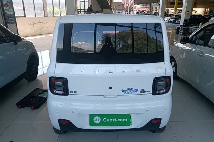 Used Geely Galaxy Panda 2023 Panda Mini 200km Endurance Bear Rear
