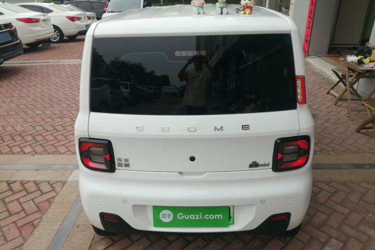 Used Geely Galaxy Panda 2023 Panda Mini 200km Endurance Bear Rear