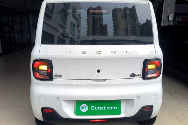 Used Geely Galaxy Panda 2023 Panda Mini 200km Endurance Bear Rear