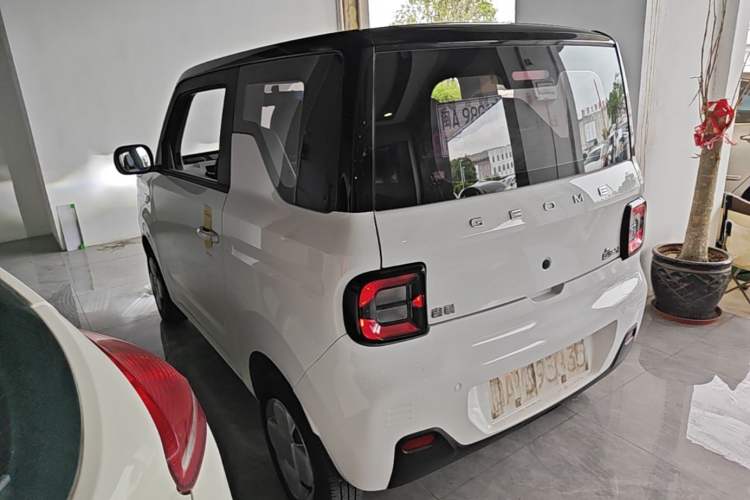 Used Geely Galaxy Panda 2023 Panda Mini 200km Endurance Bear Rear Left 45 Deg