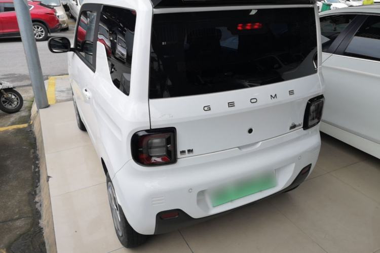 Used Geely Galaxy Panda 2023 Panda Mini 120km Super Cute Bear Rear Left 45 Deg