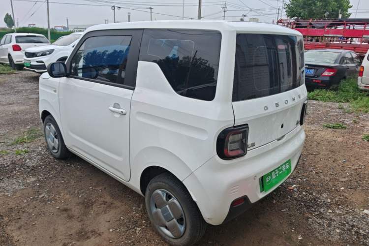 Used Geely Galaxy Panda 2023 Panda Mini 120km Super Cute Bear Rear Left 45 Deg