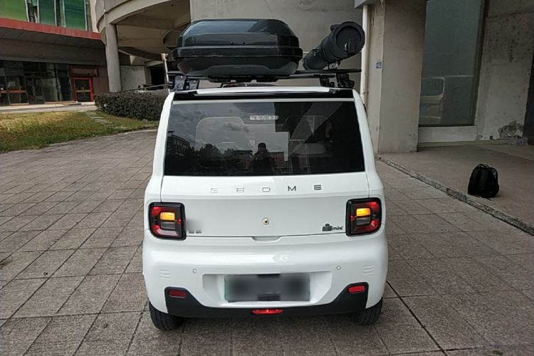 Used Geely Galaxy Panda 2023 Panda Mini 200km Endurance Bear Rear