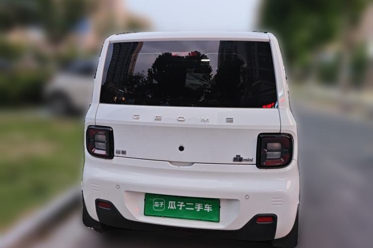Used Geely Galaxy Panda 2023 Panda Mini 200km Endurance Bear Rear