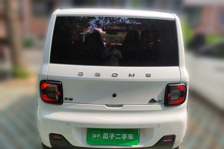 Used Geely Galaxy Panda 2023 Panda Mini 200km Endurance Bear Rear