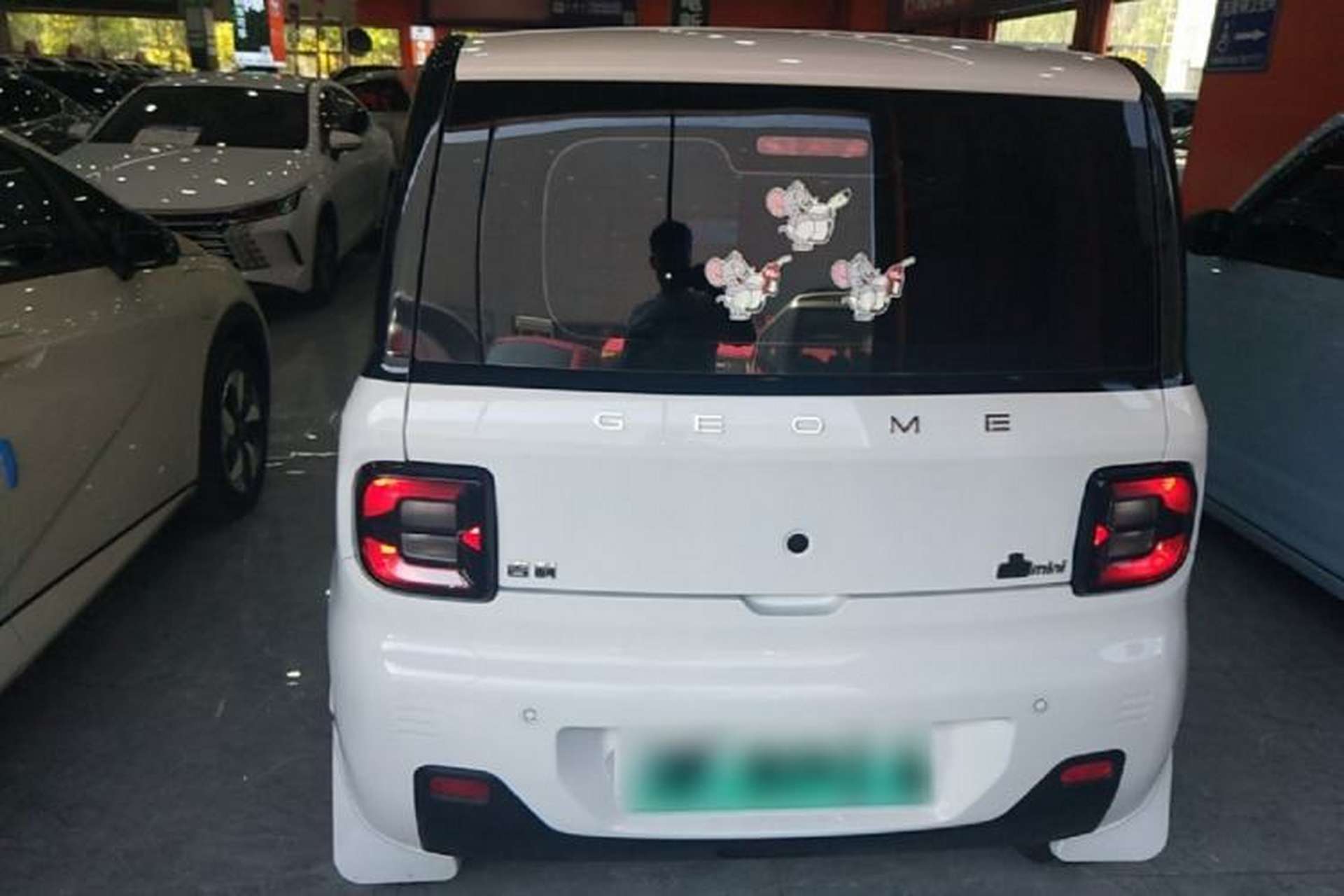 Used Geely Galaxy Panda 2023 Panda Mini 200km Endurance Bear Rear