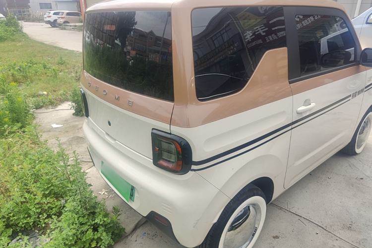 Used Geely Galaxy Panda 2023 Panda Mini 200km Endurance Bear Rear Right 45 Deg