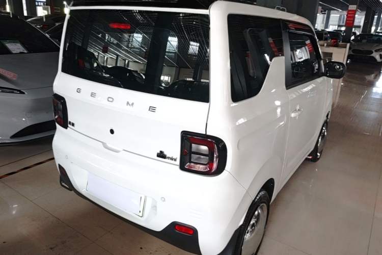 Used Geely Galaxy Panda 2023 Panda Mini 200km Dynamic Bear Rear Right 45 Deg