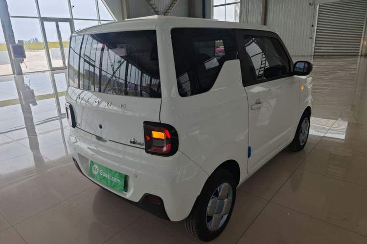 Used Geely Galaxy Panda 2023 Panda Mini 120km Super Cute Bear Rear Right 45 Deg