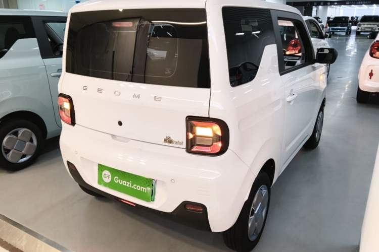 Used Geely Galaxy Panda 2023 Panda Mini 200km Endurance Bear Rear Right 45 Deg